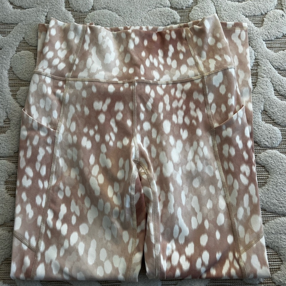 Fabletics PureLuxe Brown and Cream Fawn Print Leggings Size Small NWT